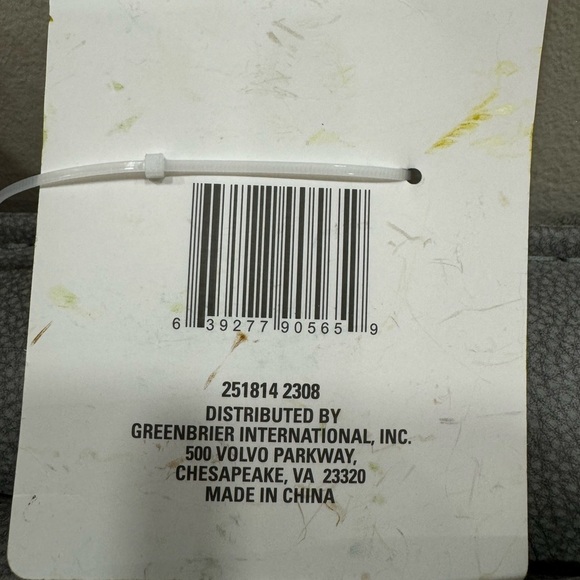 Flower pot hugger , Gnome NWT - Picture 4 of 4